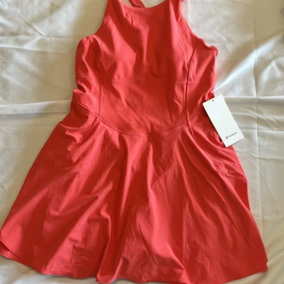 NWT Lululemon Court Crush Tennis Dress in pale raspberry - Picture 3 of 4